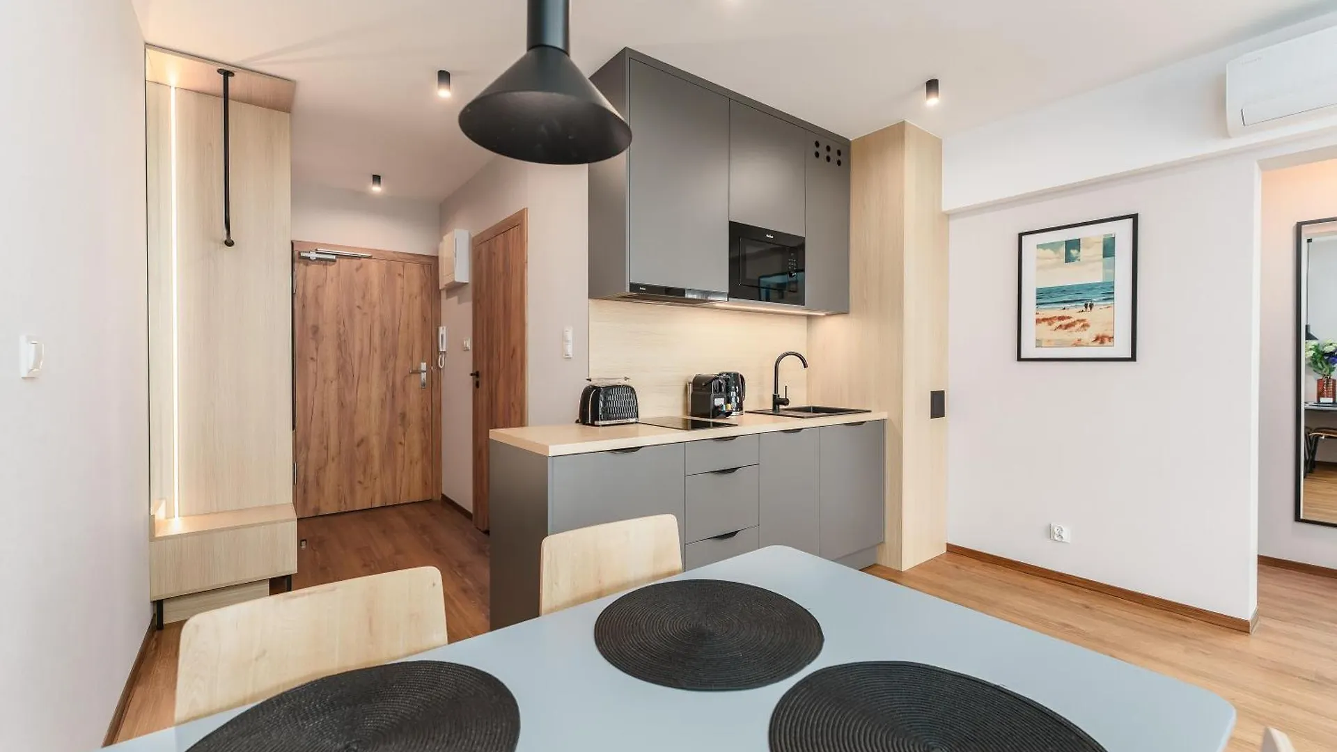 Akces Apartamenty Kasprowicza 20C- Basen, Sauny, Jacuzzi, Silownia W Cenie - Schwimmbad, Saunen, Jacuzzi, Fitnessstudio Im Preis Kolobrzeg Poland