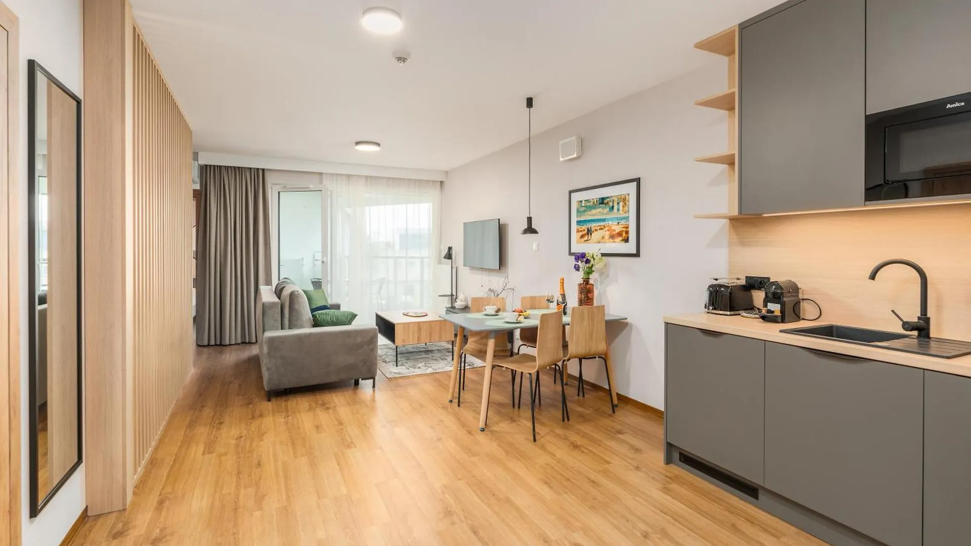 Akces Apartamenty Kasprowicza 20C- Basen, Sauny, Jacuzzi, Silownia W Cenie - Schwimmbad, Saunen, Jacuzzi, Fitnessstudio Im Preis Kolobrzeg